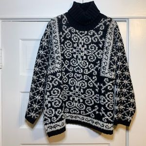 Wool turtle neck sweater